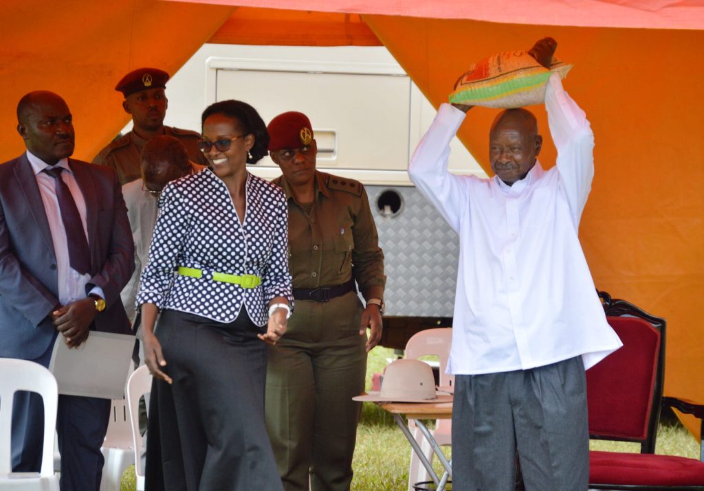  - President Museveni with a bag of Mak soybean 6N given to him as a gift